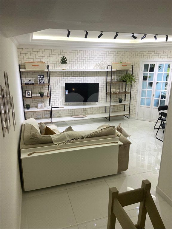 Casa de Vila à venda com 2 quartos, sendo 1 suíte, em Silveira, Santo André, SP