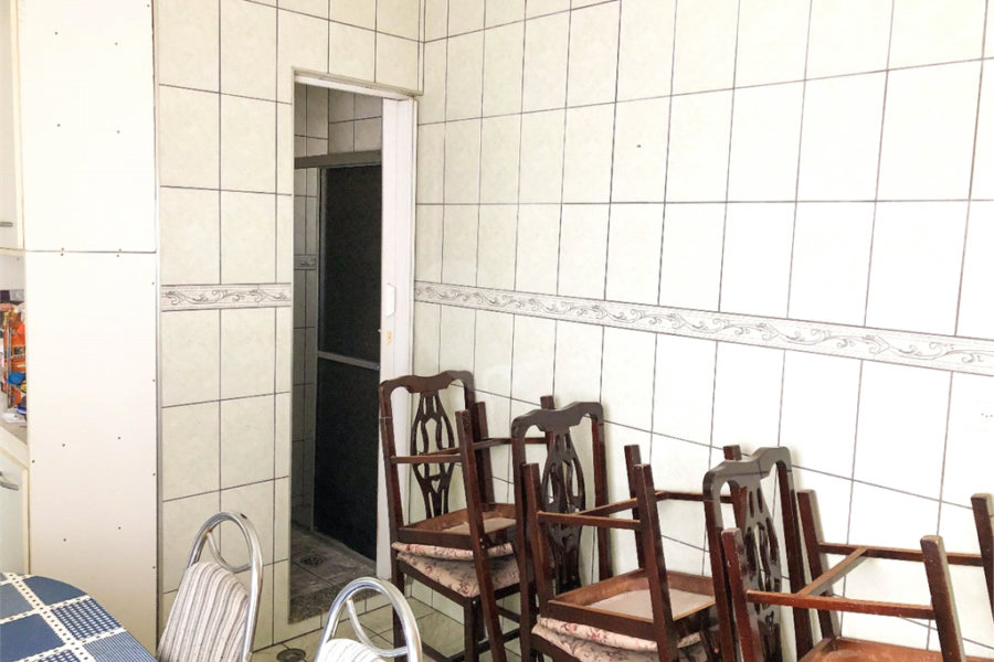Sobrado à venda com 5 quartos, sendo 1 suíte, em Parque Edu Chaves, São Paulo, SP
