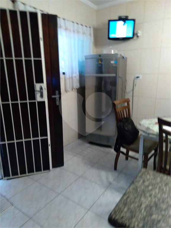 Casa Térrea à venda com 3 quartos, sendo 1 suíte, em Vila Galvão, Guarulhos, SP