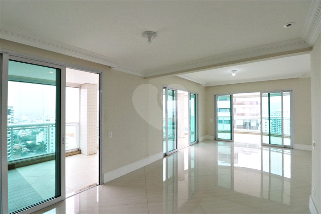 Apartamento à venda com 4 quartos, sendo 3 suítes, em Santana, São Paulo, SP