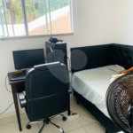 Casa à venda com 4 quartos, sendo 3 suítes, no condomínio Morada da Serra Residencial, Rio de Janeiro - RJ