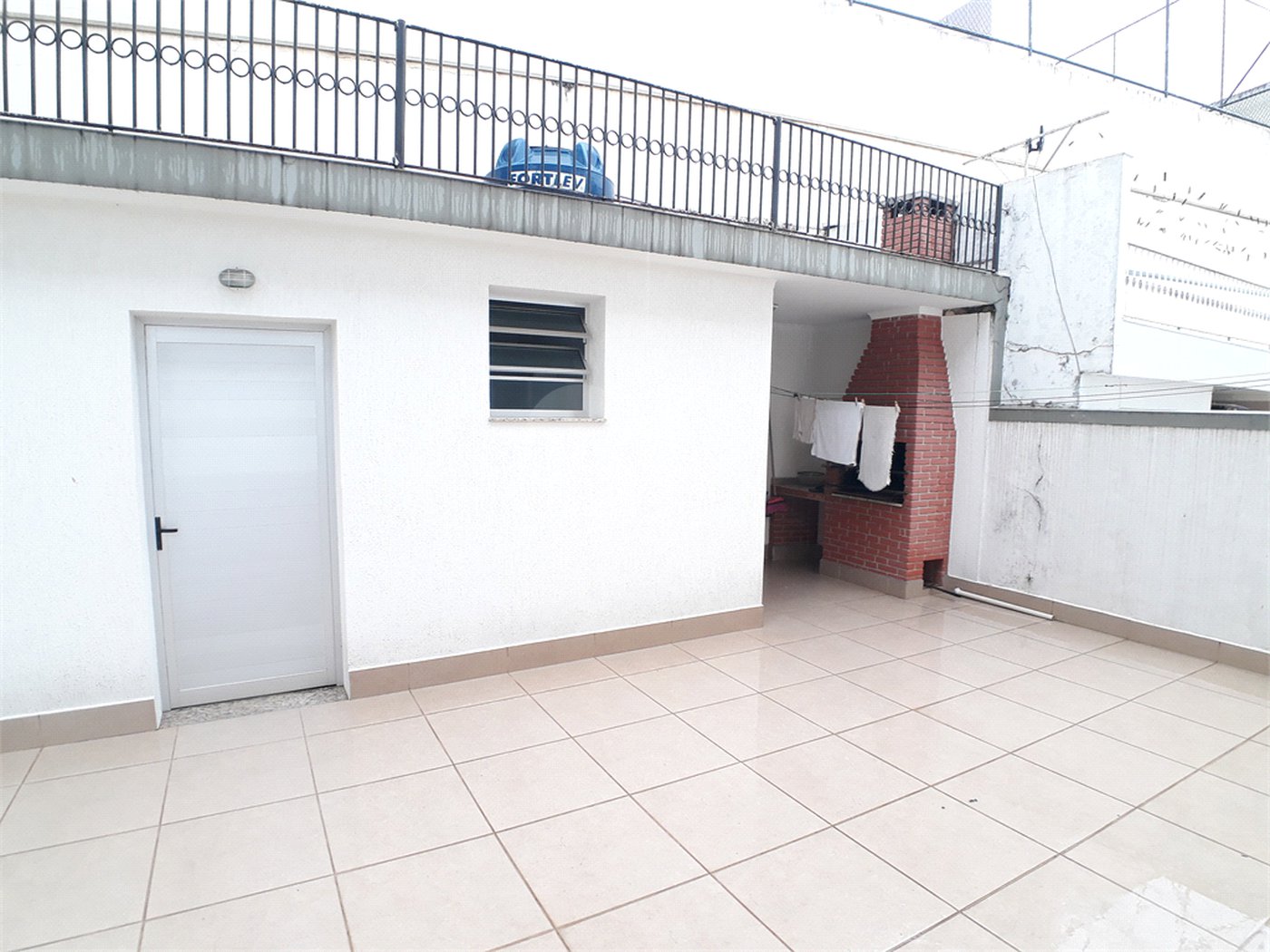 Sobrado à venda com 4 quartos, sendo 2 suítes, em Santana, São Paulo, SP