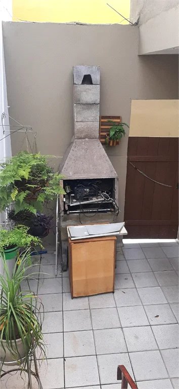 Sobrado à venda com 8 quartos em Jardim São Luís, São Paulo, SP