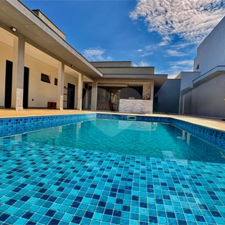 Casa à venda com 3 suítes no condomínio Village Ipanema 2, Araçoiaba da Serra - SP