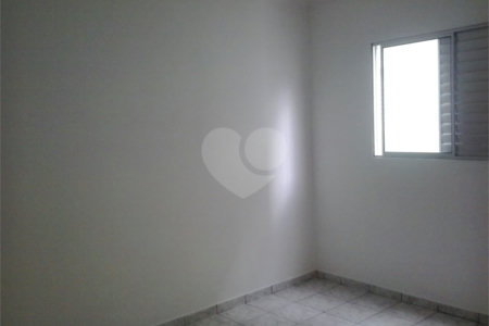 Apartamento à venda com 2 quartos em Vila Perracini, Poá, SP