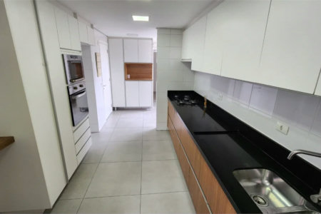 Apartamento à venda com 3 quartos, sendo 2 suítes, em Paraíso do Morumbi, São Paulo, SP