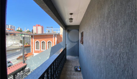 Sobrado à venda com 6 quartos, sendo 2 suítes,  em Vila Mazzei, São Paulo, SP