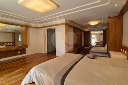 Casa à venda com 5 suítes no condomínio Lago Azul 1, Araçoiaba da Serra - SP