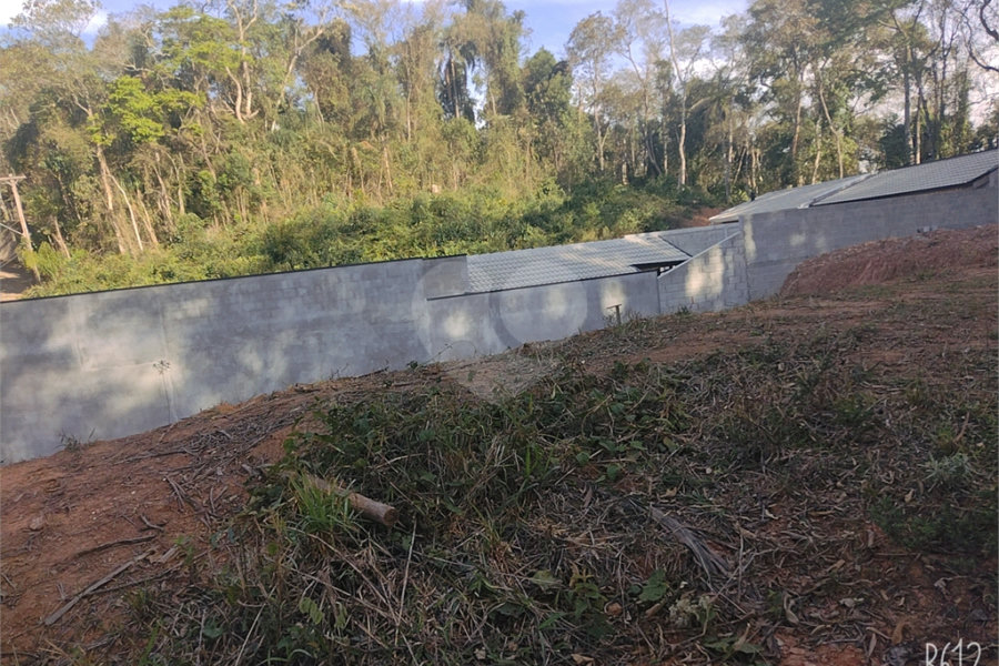 Terreno à venda no condomínio Associação Mirante da Mantiqueira, Mairiporã - SP