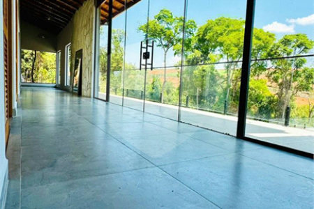 Casa à venda com 4 suítes no condomínio Associação Portal Ouro Verde, Atibaia - SP