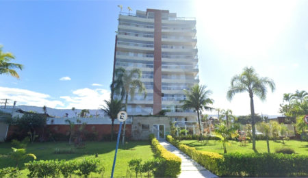 Apartamento à venda com 2 quartos, sendo 1 suíte,  em Indaiá, Bertioga, SP
