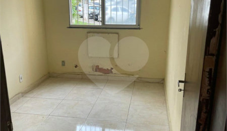 Apartamento para alugar com 2 quartos em Senador Vasconcelos, Rio de Janeiro, RJ