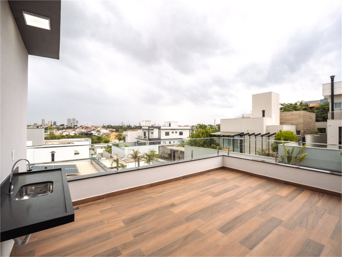 Casa à venda com 3 suítes no condomínio Residencial Helvetia Park, Indaiatuba - SP