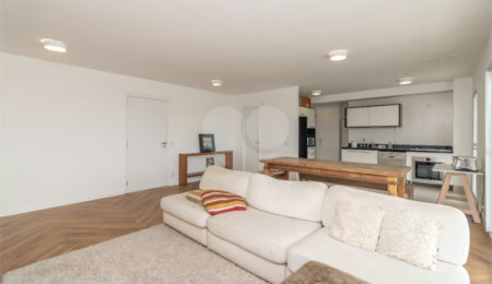 Apartamento à venda com 2 suítes em Santo Amaro, São Paulo, SP