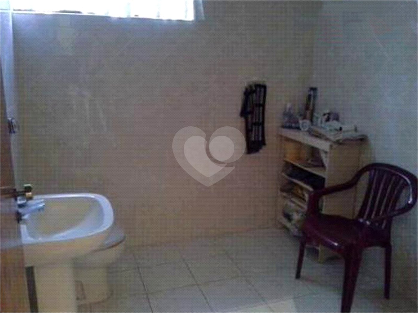 Casa à venda com 5 quartos, sendo 1 suíte,  no condomínio Chacaras do Lago, Vinhedo - SP