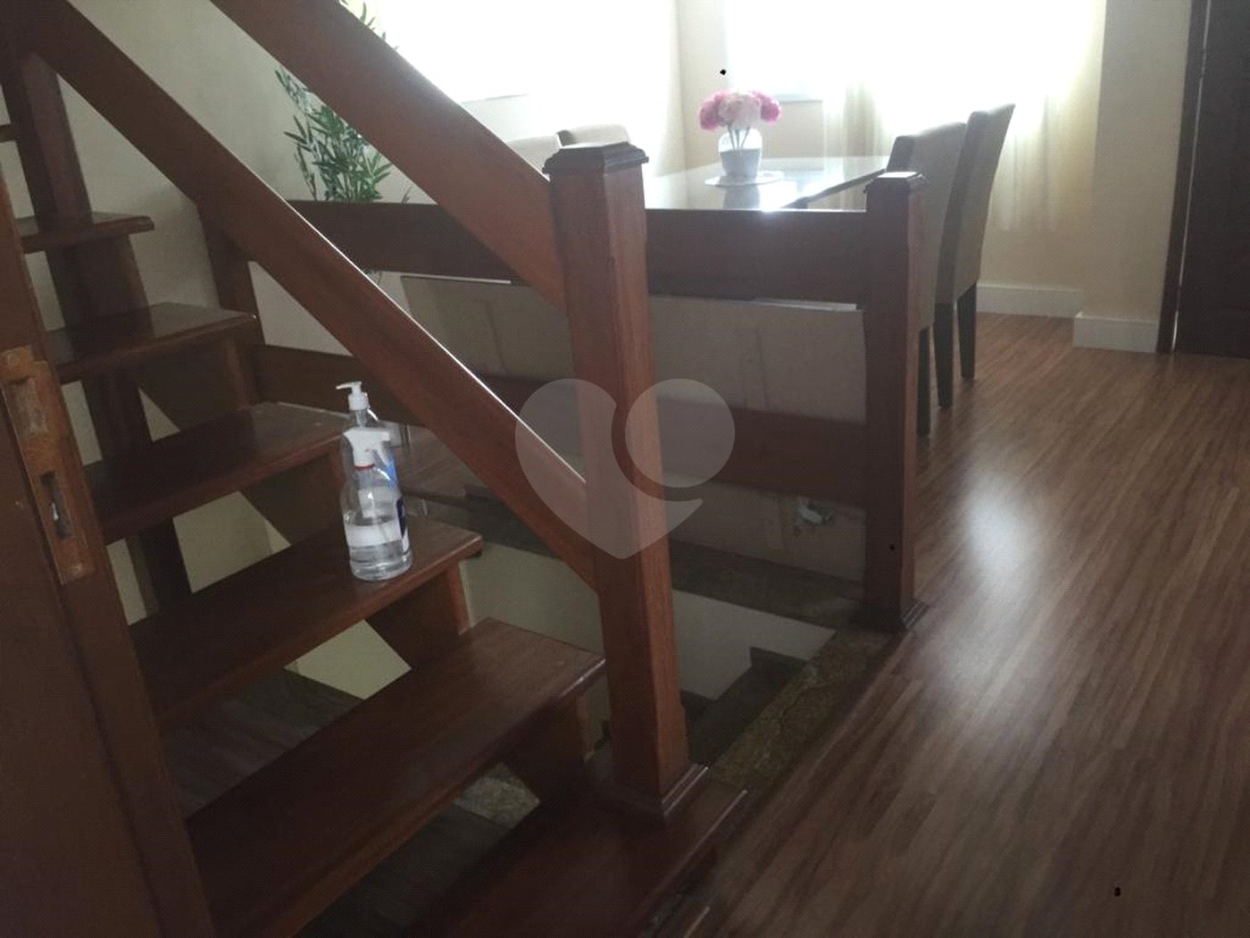 Casa à venda com 3 quartos, sendo 1 suíte, no condomínio Morada do Horto, São Paulo - SP