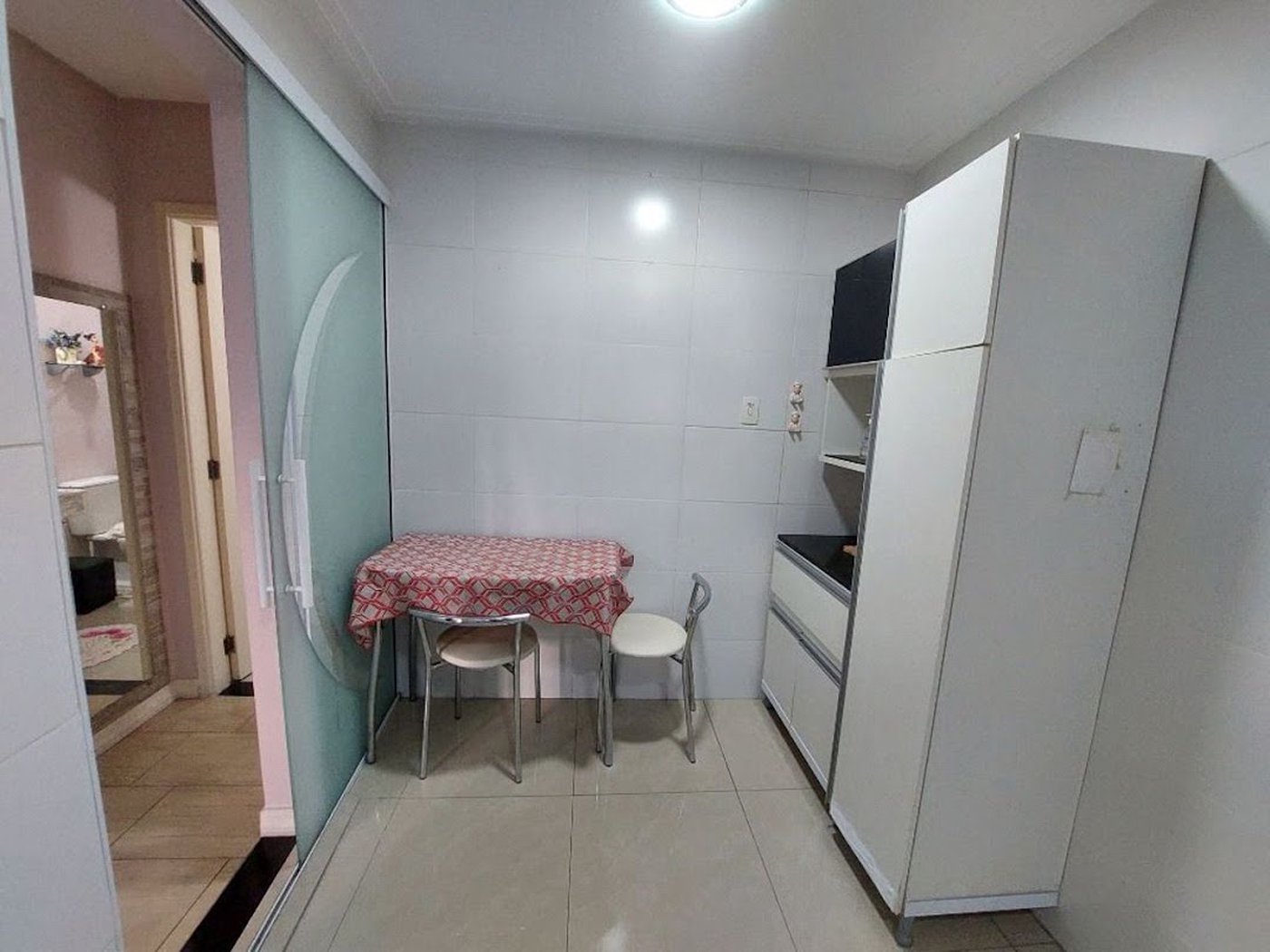 Apartamento Residencial à venda, Guilhermina, Praia Grande - AP1553.