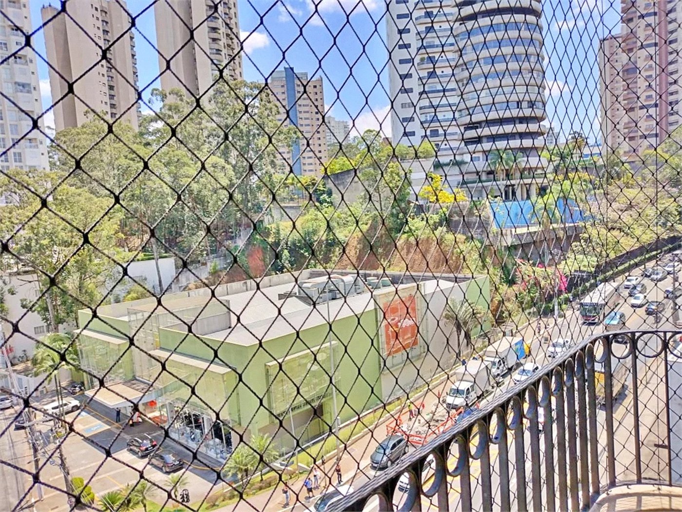 Apartamento à venda com 4 quartos, sendo 3 suítes, em Vila Andrade, São Paulo, SP