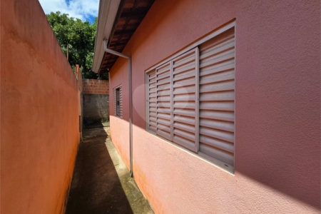Casa à venda com 2 quartos em Vila Carvalho, Itapetininga, SP