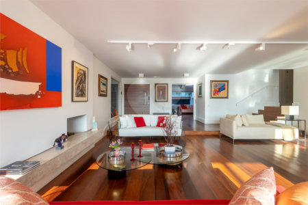 Casa à venda com 4 suítes em Jardim Guedala, São Paulo, SP
