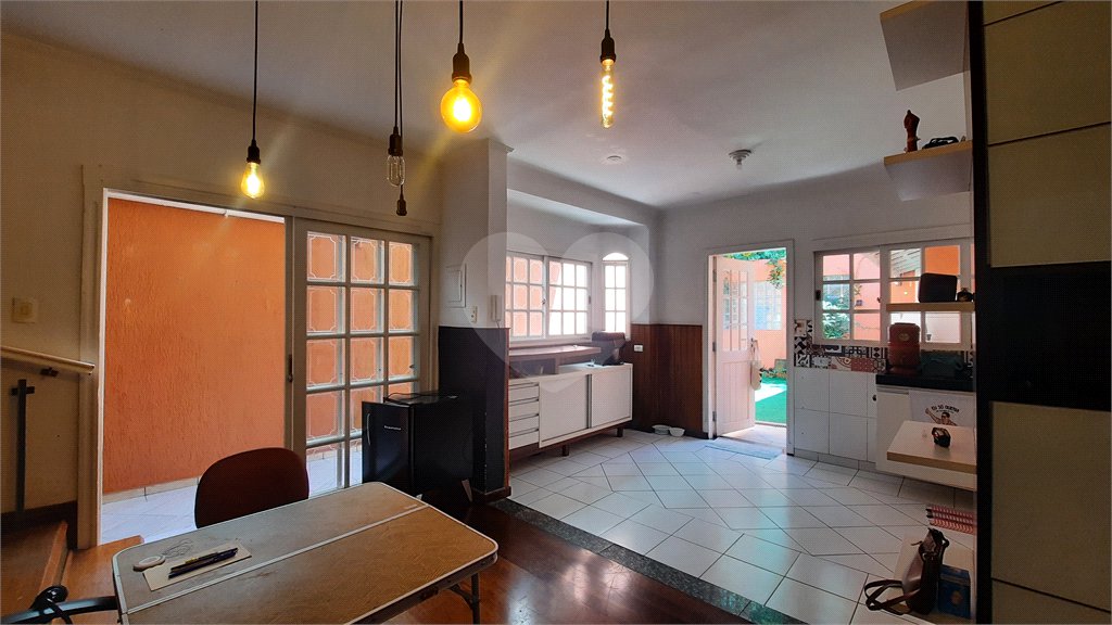 Casa de Vila à venda com 4 quartos, sendo 2 suítes, em Granja Julieta, São Paulo, SP
