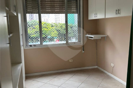 Apartamento à venda com 3 quartos, sendo 1 suíte, em Água Branca, São Paulo, SP