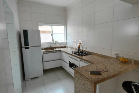 Casa em condomínio à venda com 3 quartos, sendo 1 suíte, em Iporanga, Sorocaba, SP