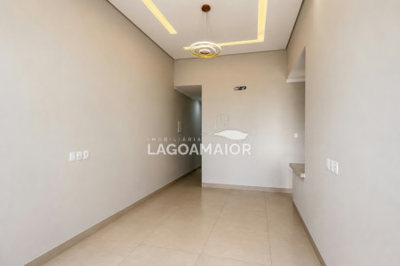 Casa à venda com 3 quartos, sendo 1 suíte,  em Jardim dos Ipês, Três Lagoas, MS