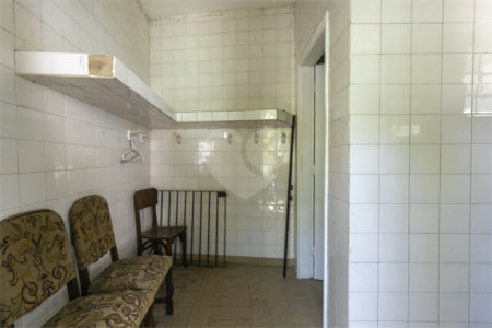 Sobrado à venda com 4 quartos, sendo 2 suítes,  em Vila Morumbi, São Paulo, SP