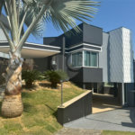 Casa à venda com 3 suítes no condomínio Aruã, Mogi das Cruzes - SP