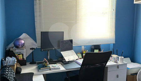Apartamento à venda com 4 quartos, sendo 1 suíte,  em Parque Tomas Saraiva, São Paulo, SP