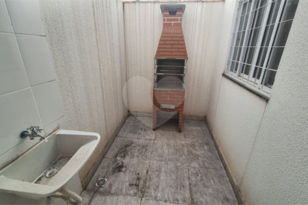 Casa de Vila à venda com 2 suítes em Vila Hortência, Sorocaba, SP