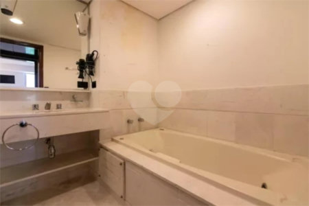 Apartamento à venda com 2 suítes em Itaim Bibi, São Paulo, SP