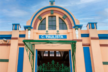 Casa à venda com 3 quartos, sendo 2 suítes,  no condomínio Terras do Oriente, Valinhos - SP