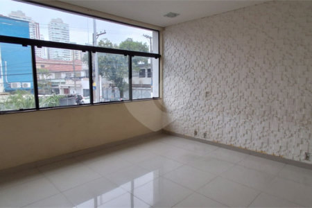 Casa à venda com 4 quartos, sendo 1 suíte,  em Tatuapé, São Paulo, SP