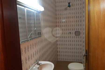 Casa à venda com 4 quartos, sendo 2 suítes, em Jardim Franca, São Paulo, SP