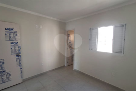 Casa de Vila à venda com 2 suítes em Vila Hortência, Sorocaba, SP