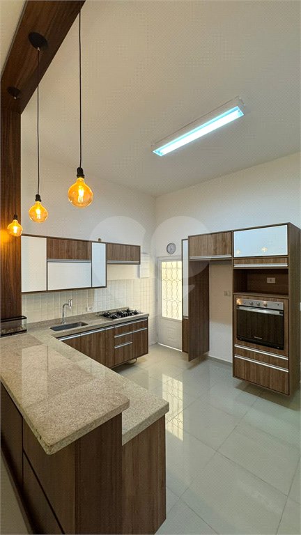 Casa à venda ou para alugar com 3 quartos, sendo 1 suíte, em Jardim Paulista, Atibaia, SP