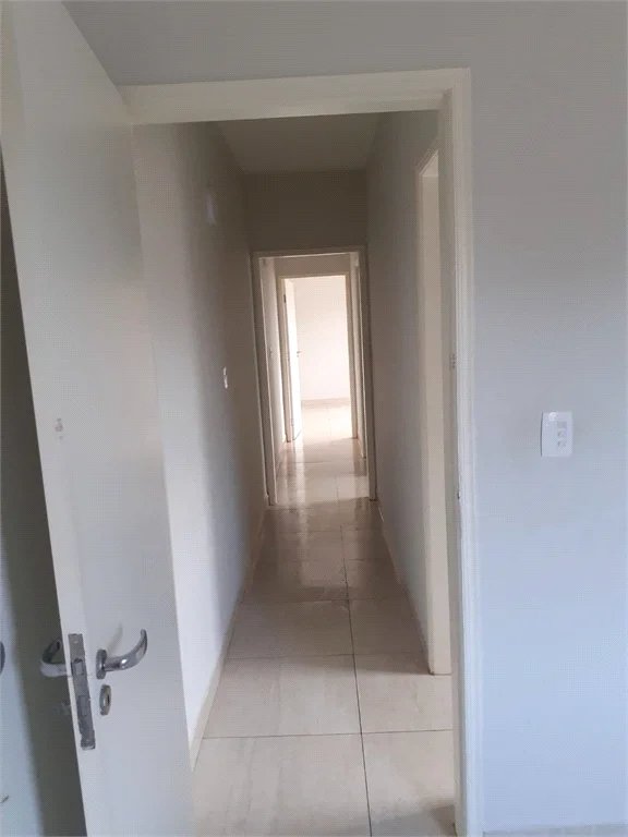 Sobrado à venda com 4 quartos, sendo 1 suíte, em Jardim Germânia, São Paulo, SP