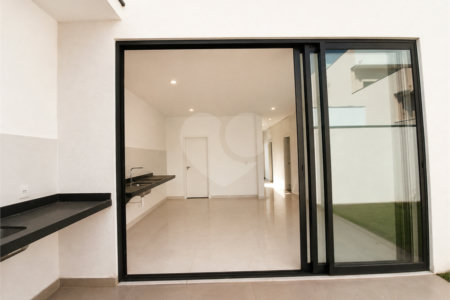Casa à venda com 3 suítes no condomínio Campos do Conde I e II, Sorocaba - SP