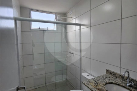 Apartamento para alugar com 2 quartos, sendo 1 suíte, em Nova São Pedro, São Pedro da Aldeia, RJ