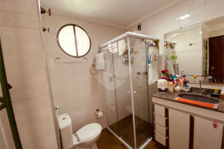 Sobrado à venda com 2 quartos, sendo 1 suíte,  em Vila Paulicéia, São Paulo, SP