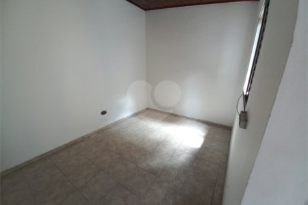 Sobrado à venda com 3 quartos em Jaguaré, São Paulo, SP