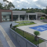Casa à venda com 4 quartos, sendo 2 suítes, no condomínio Alpes da Cantareira, Mairiporã - SP
