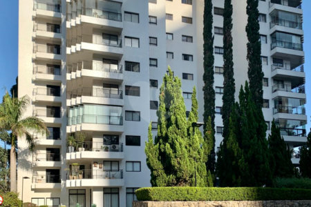 Apartamento à venda com 4 suítes em Jardim Marajoara, São Paulo, SP