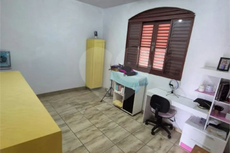 Casa à venda com 3 quartos, sendo 1 suíte, em Parque Ouro Fino, Sorocaba, SP