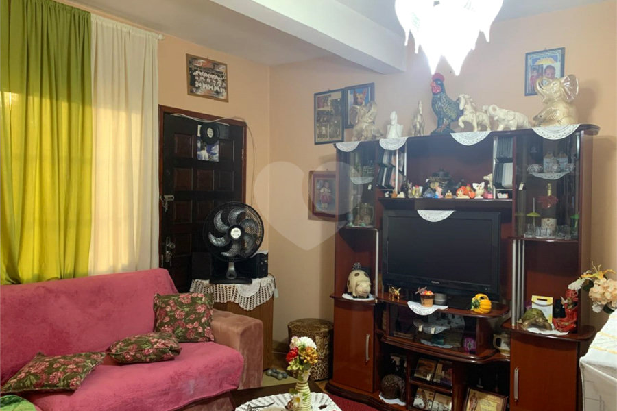 Sobrado à venda com 3 quartos em Jaraguá, São Paulo, SP