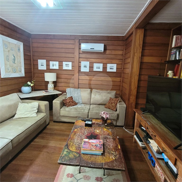 Casa à venda com 4 suítes no condomínio Gleba II, Mairiporã - SP