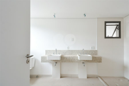Apartamento à venda com 4 suítes em Sumaré, São Paulo, SP