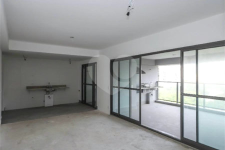 Apartamento à venda com 3 suítes em Jardim Aurélia, São Paulo, SP